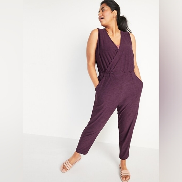 Old Navy Breathe Cross Front Stretch Jumpsuit Purple Sleeveless Size XL Summer - Picture 8 of 8